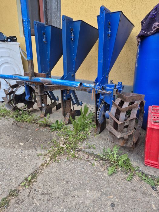 Semănătoare usturoi, ceapă arpagic