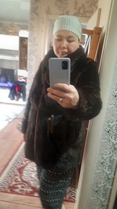Женская шуба продаю