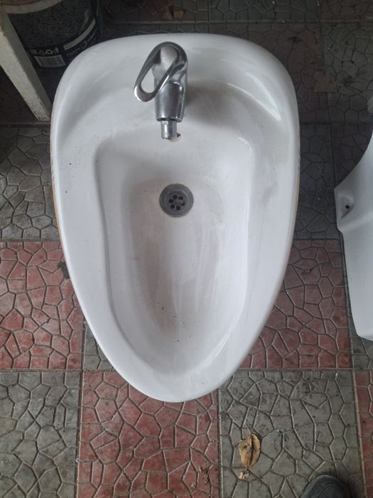 Продается биде.Каскелен.