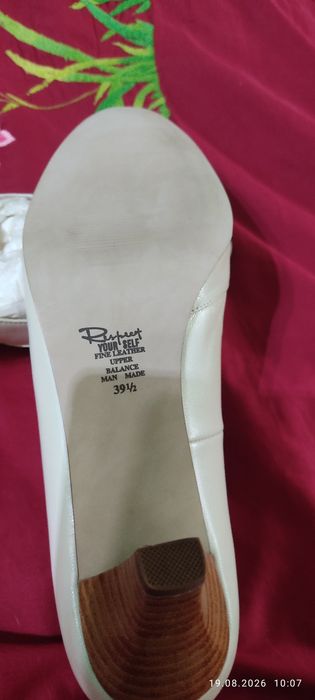 Продам туфли кожаные