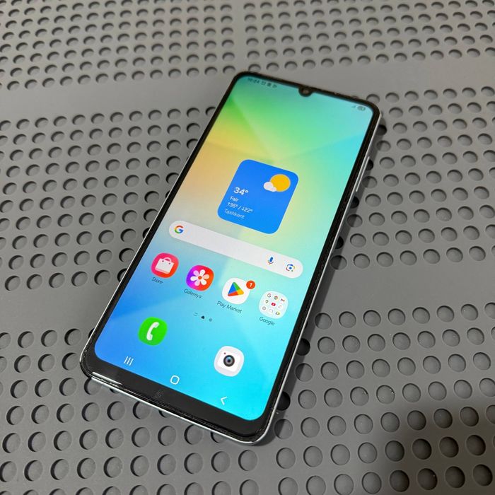 Samsung Galaxy A06 sotiladi