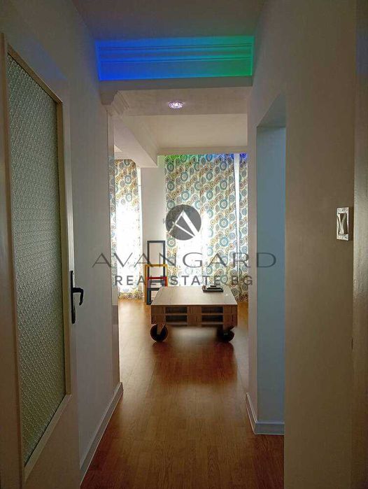 Продава се Едностаен апартамент в Пловдив, Център - 50 кв.м за 1612 €/кв.м - Снимка #3