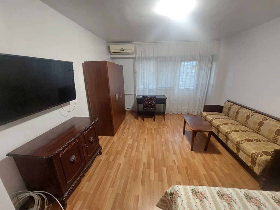 Garsonieră nou renovata