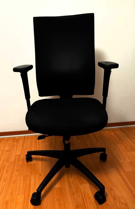 Scaun Ergonomic Profesional Dauphin - Cal. Steelcase