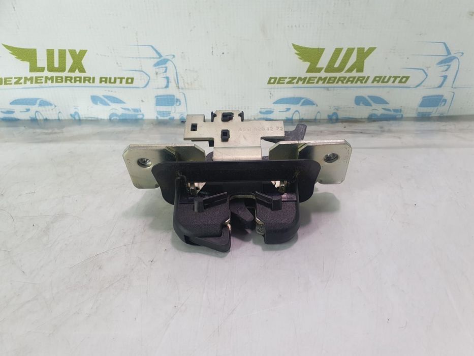 Broasca incuietoare bancheta A2119201272 Mercedes-Benz E-Class W211 [