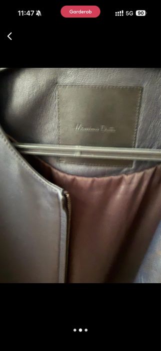 Продам женскую куртку Massimo Dutti