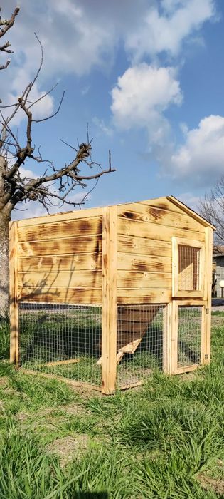 Кокошарник,  Дървена клетка за пилета, Къща за пернати