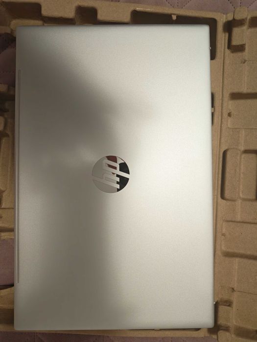 Лаптоп HP Pavilion 15-eg0005nu