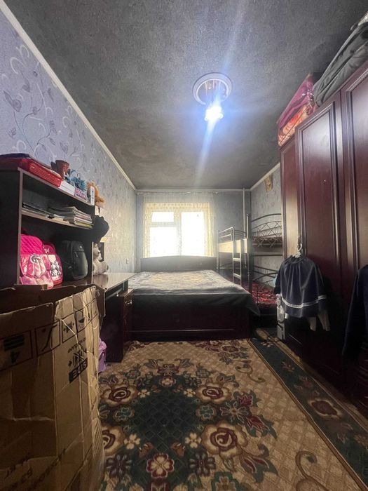 Дружбада катта йулнинг буйида кирпичный 2 хонали квартира сотилади