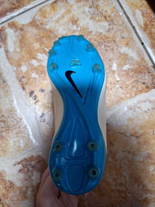 Ghete fotbal Nike HyperVenom copii