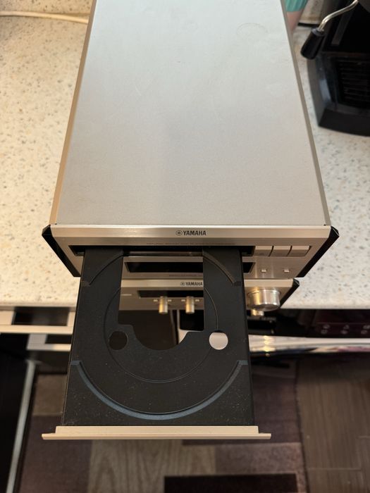 Yamaha RX-E600mk2  DVD Yamaha