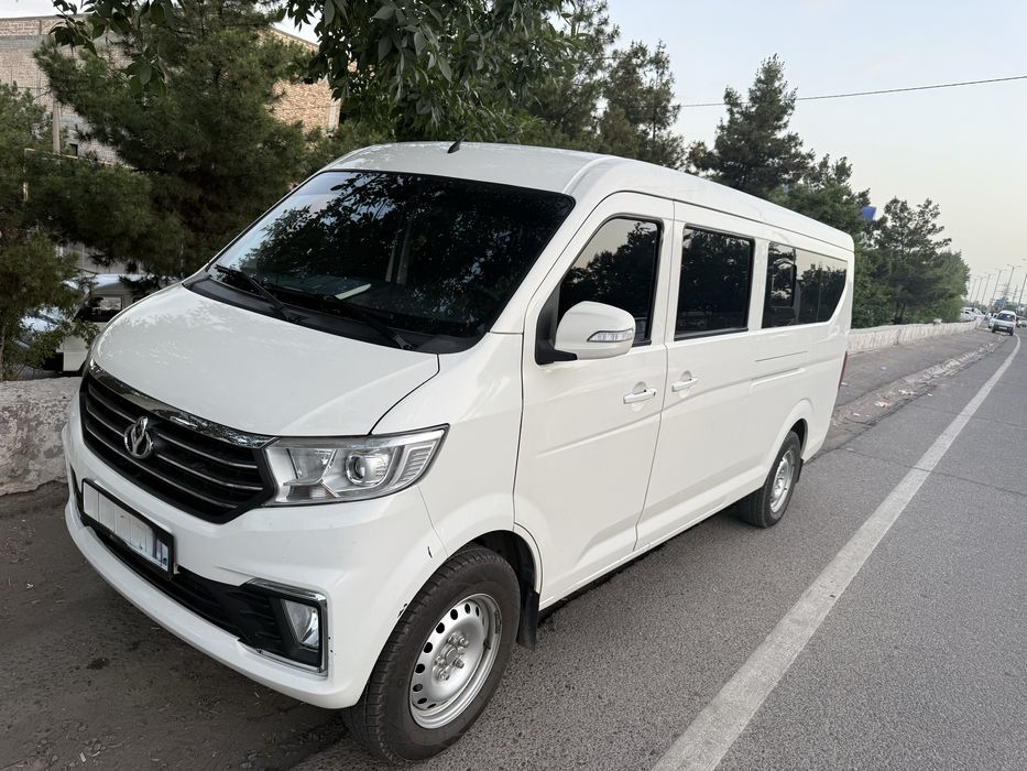Changan miniven v7