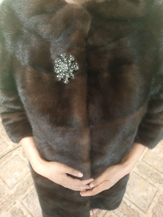 Продам норковую шубу