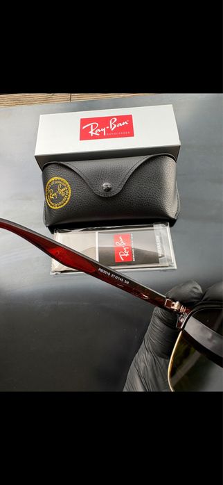 Ochelari Ray-Ban Clubmaster – Noi – Set complet – 170 lei