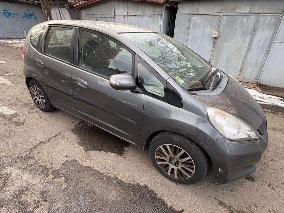 Honda Jazz Honda Jazz 1.4 i-VTEC 2011 | Primul proprietar | 108.650 km