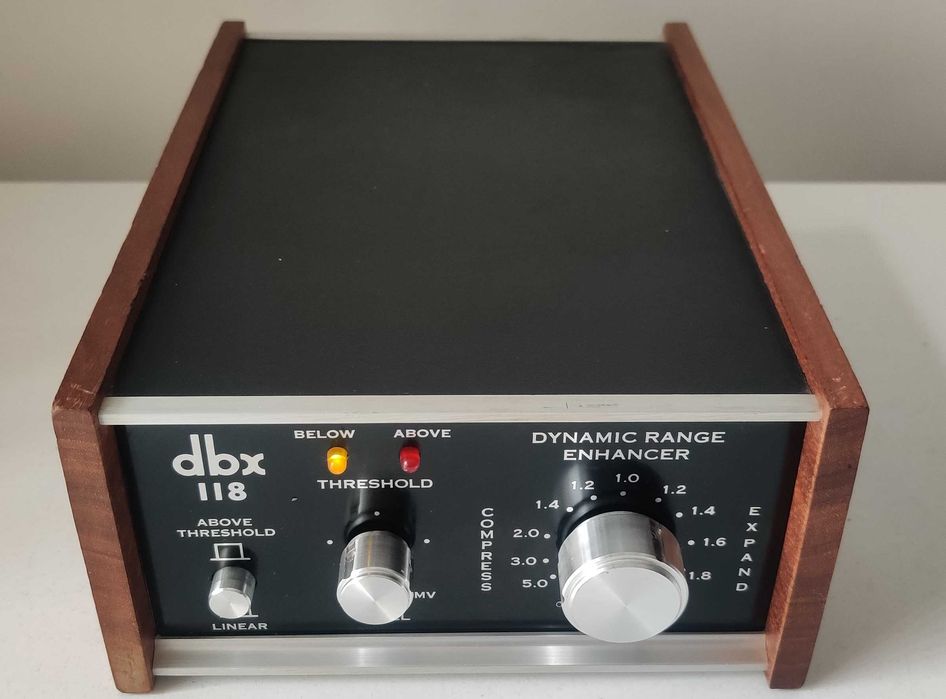 DBX 118 dynamic range enhancer expander compressor limiter threshold