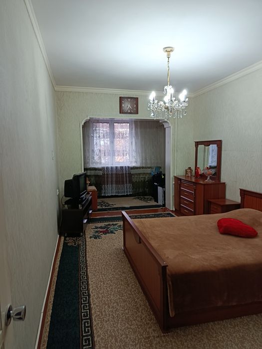 Продается Юнусабад 17 2/4/5