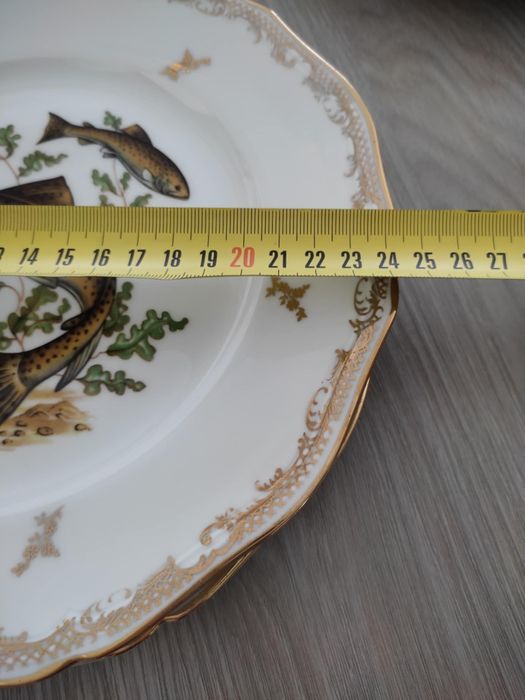 Комплект порцеланови чинии с риби за НИКУЛДЕН* Лимож* Франция*