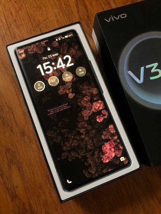 Смартфон Vivo V30e