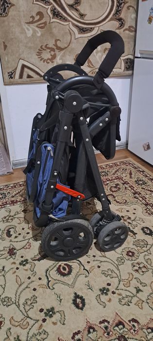 Коляска прогулочная