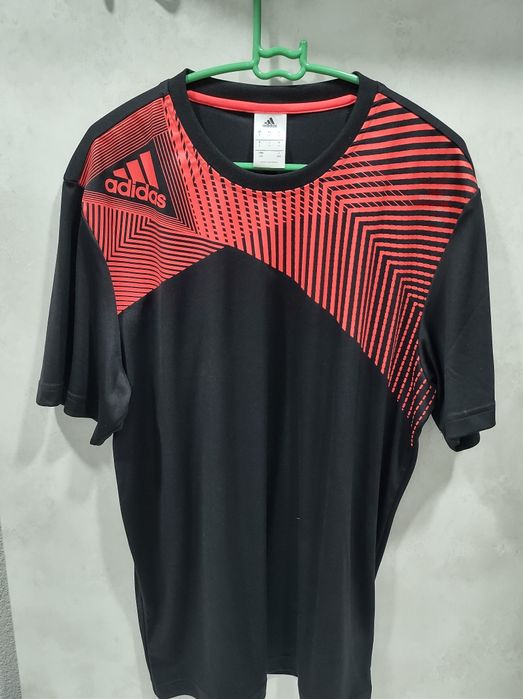 Мъжка тениска adidas..благотворително!