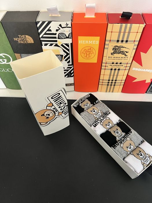 Set 6 perechi sosete lungi MOSCHINO calitate deosebita