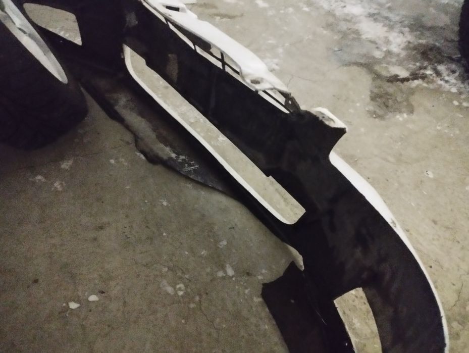 Бампер передний на Приору 2