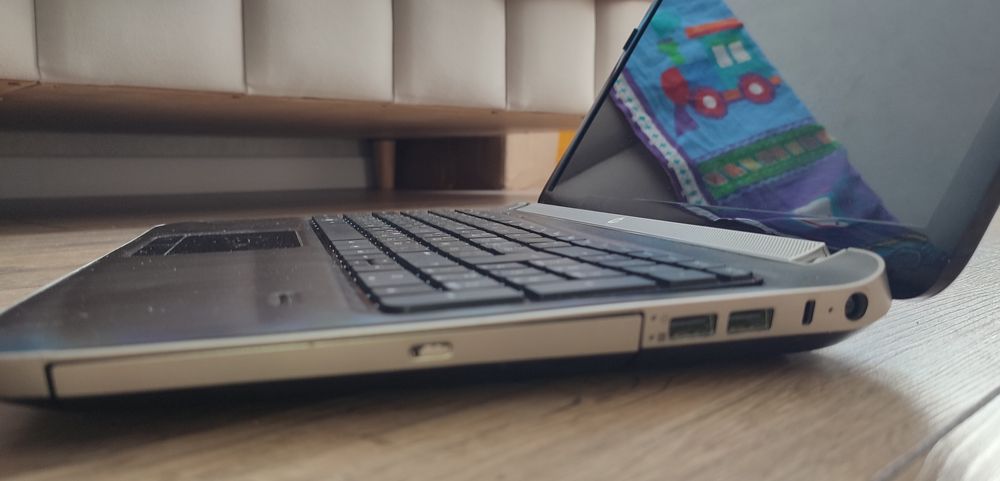 Ноутбук HP Pavilion dv6