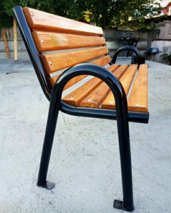 Banci stradale  model U din teava 48,3 rotunda