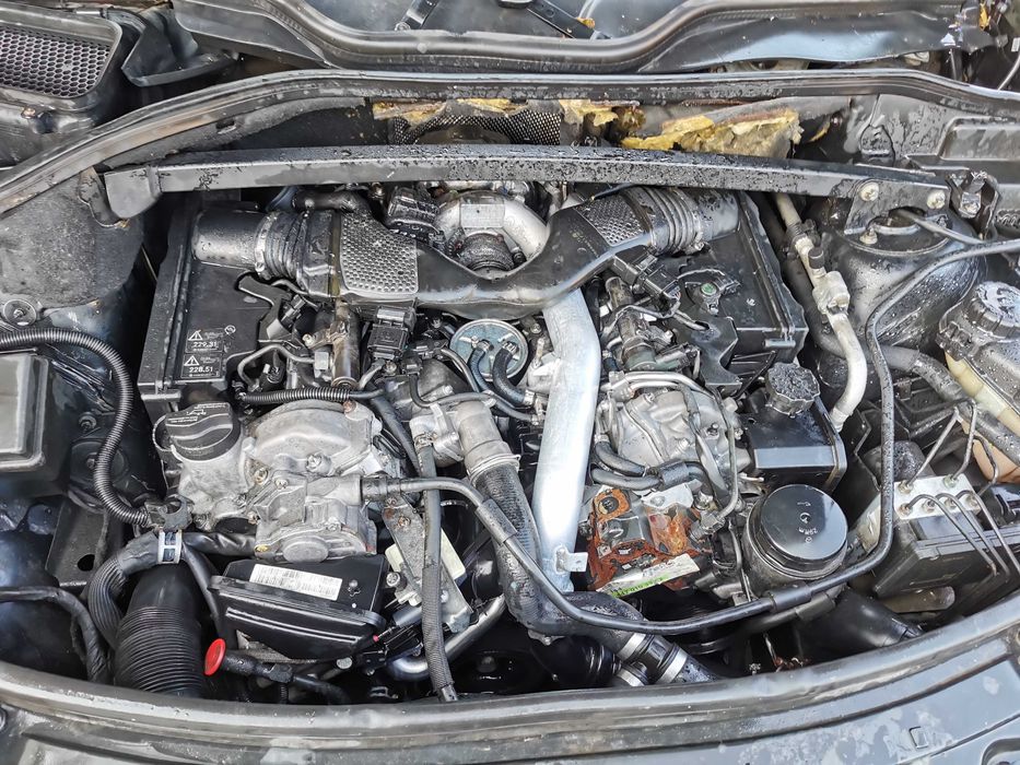 Dezmebrez mercedes gl x164 320cdi/420cdi /bara /faruri/capota