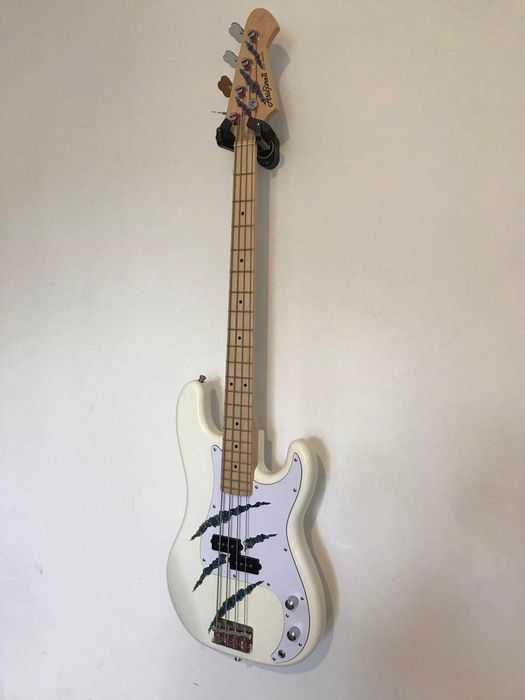 Бас китара /custom/