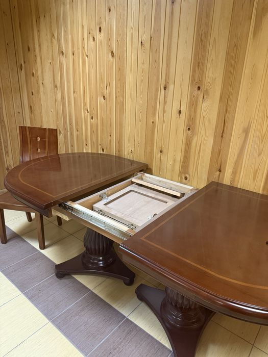 Деревянный раздвижной стол+6 стульев