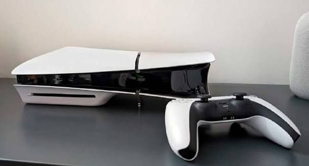 Playstation 5 silim diskli 1terabayt yengi full dakmentlari bor