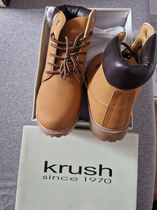 Ghete dama Krush noi în cutie