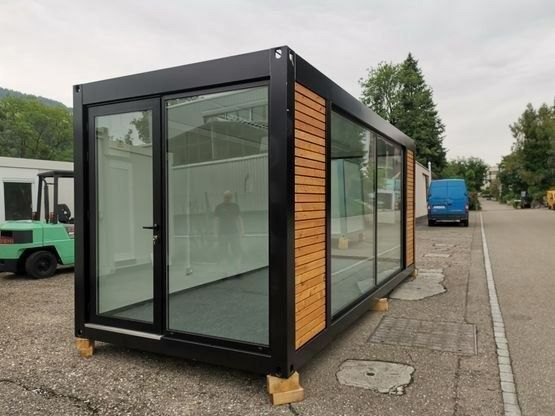 Домики из контейнера