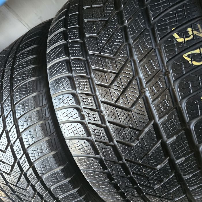 315 30 21 зимни гуми 2бр Pirelli Soto zero 3
