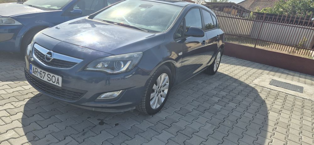 Opel astra j 2010,1.7cdti