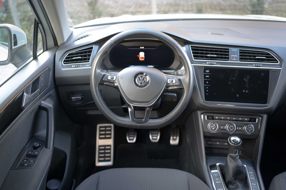 Rate de la 339euro/Luna. VW Tiguan 2018 Face-Lift Fara Accidente KmReali Garantie 3Ani Cockpit Navi-Mare Side Line Front Assist
