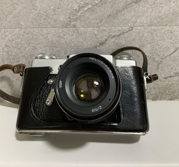 Продам фотоаппарат ZENIT-B