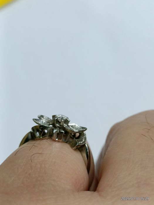 Vind inel din aur 18kt cu diamante