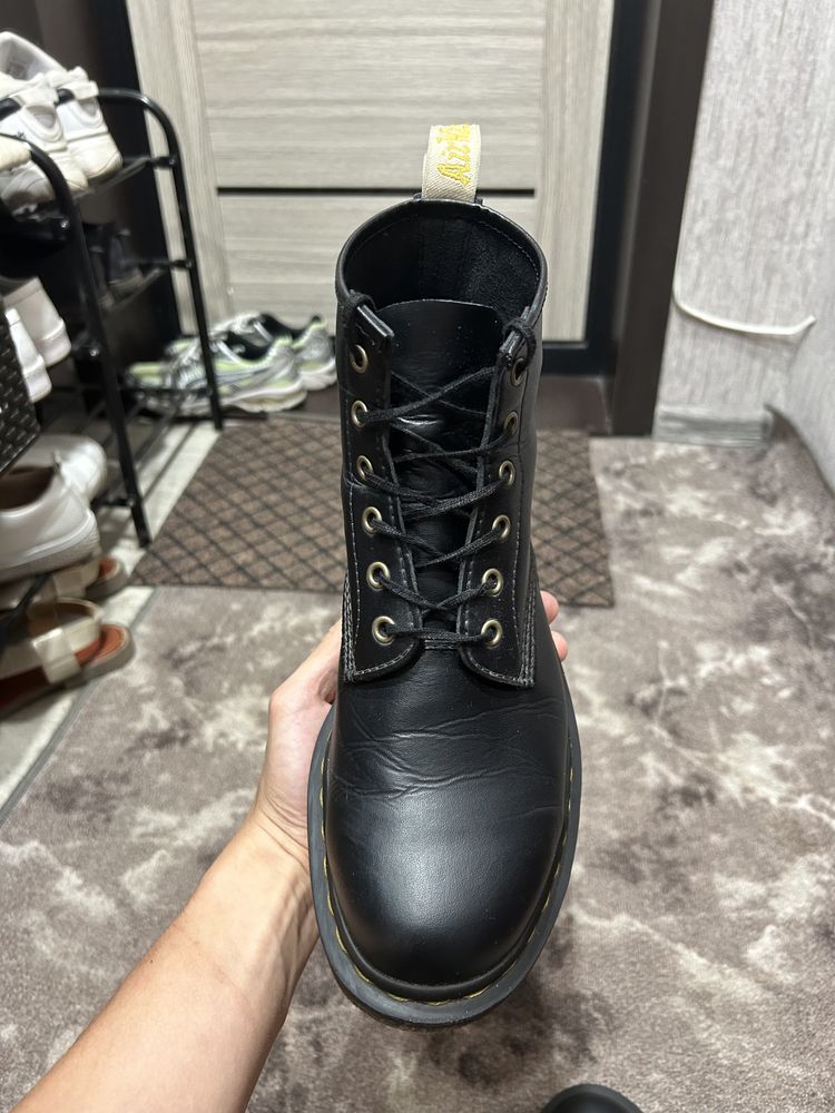 dr martens 101 vegan 44 eu 44 000 Olx