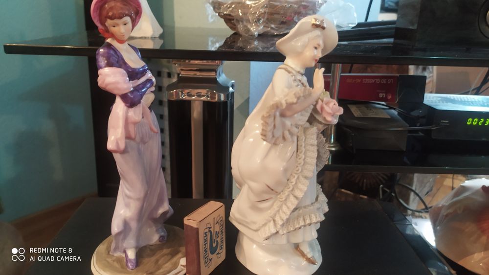 Статуэтки ,Германия ,Англия