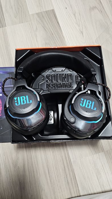 JBL QUANTUM 800 Wireless