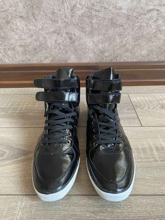 Zara oyoq kiyim razmer 44