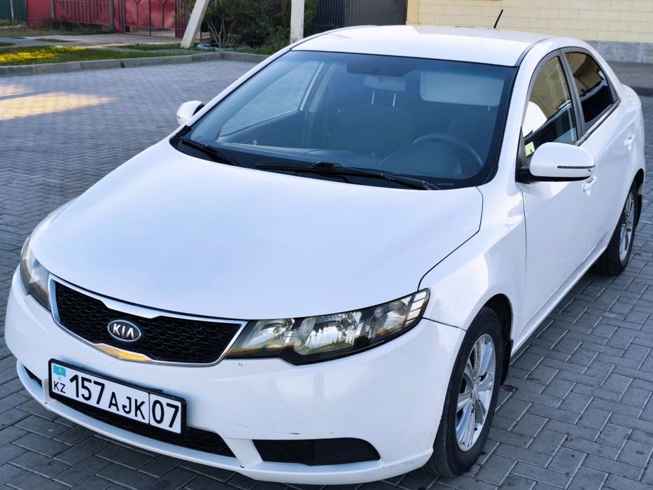 Срочно продам Kia Cerato. Автомат.