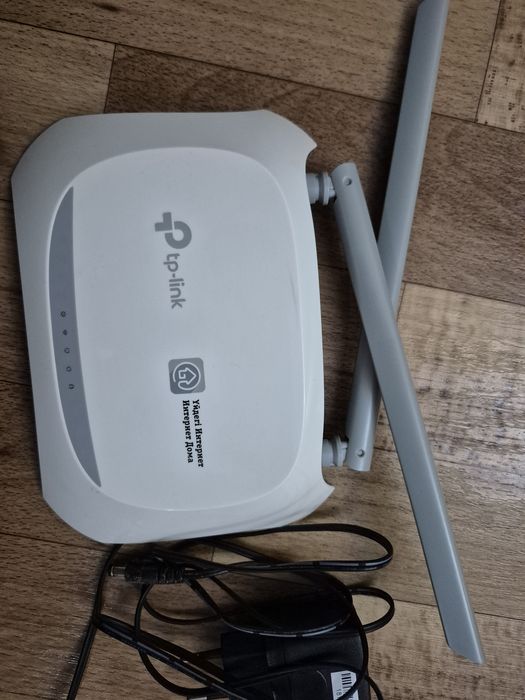 Интернет роутер, в рабочем состояний