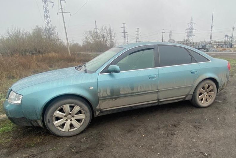 Продаю Ауди А6 1997 год