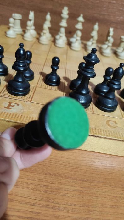 Шах с дървени фигури 35 х 35 см