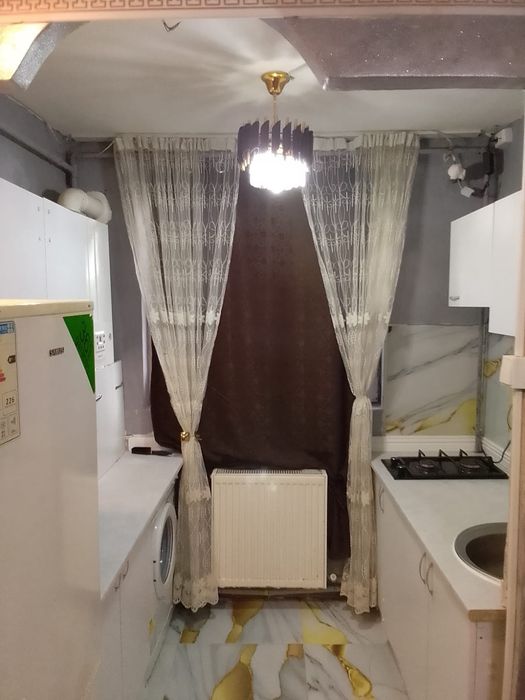 Închiriez carsoniera complet mobilata . Toate utilitățile necesare și funcționale