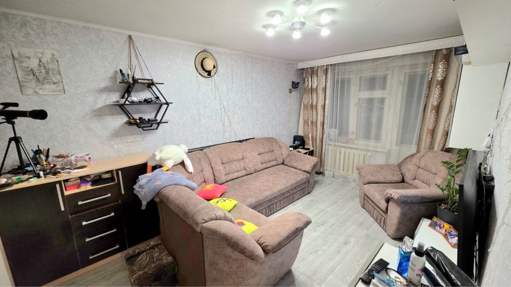 Продам 1-комн 20мкрн 4/9